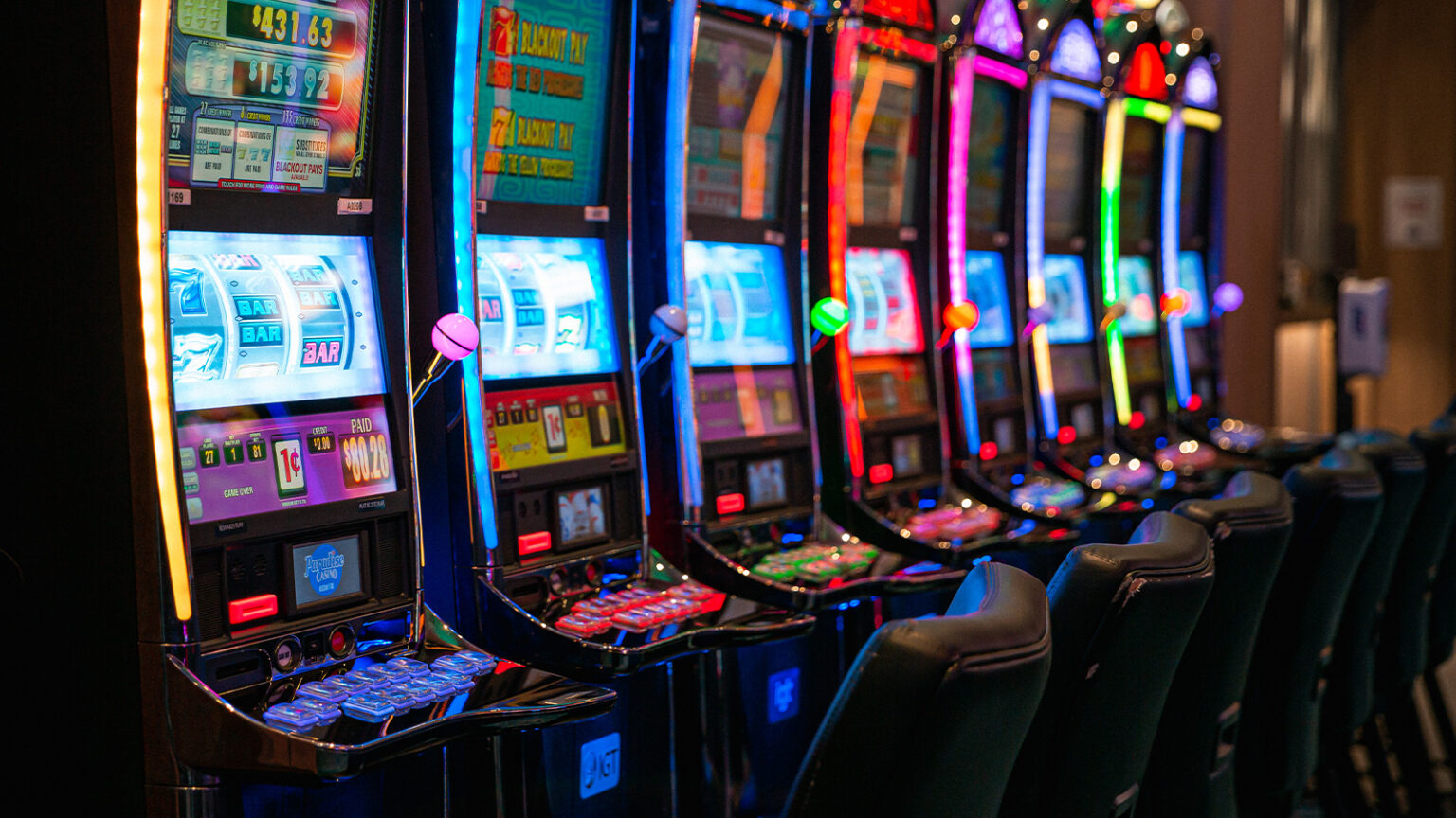 Play - Paradise Casino