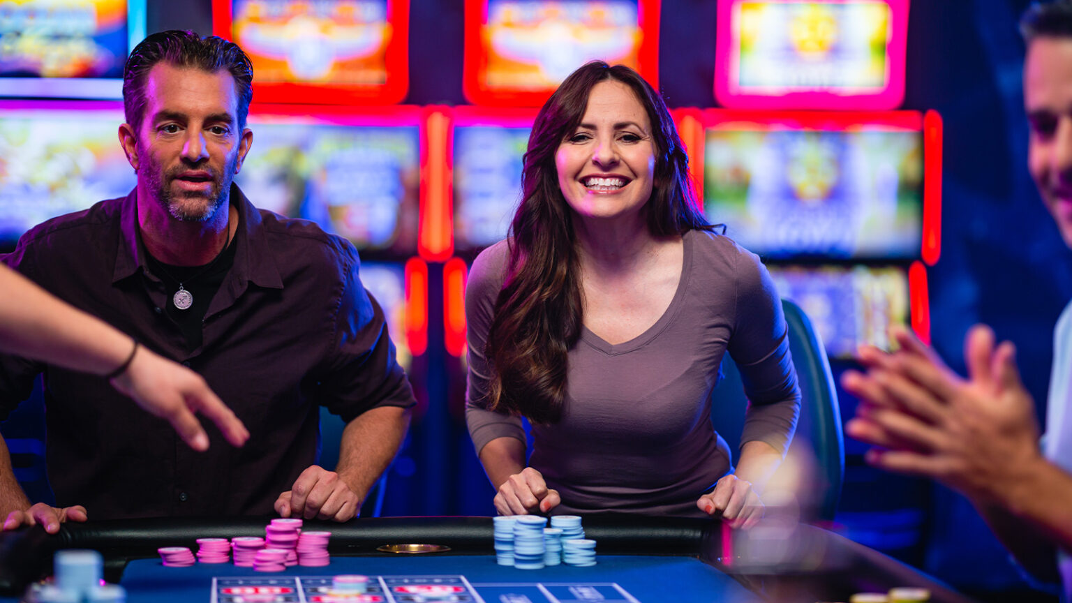 Play - Paradise Casino